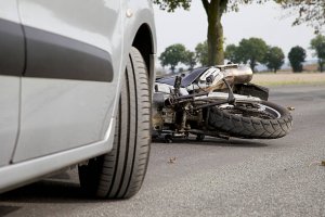 Po revizi získaného odškodnění jsme pro těžce zraněnou motorkářku vymohli dalších 2 433 041 Kč